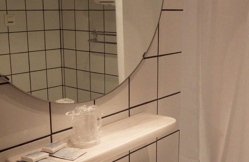 Lourdes Hotel | Adonis Lourdes