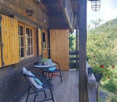 Saint-Sauveur-de-Montagut Other | Adorable chalet au coeur de l'Ardèche