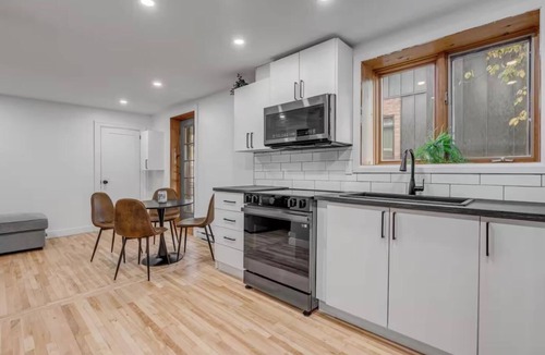 Montcalm Apartment | Adorable 1-bedroom apartment with AC in charming Québec