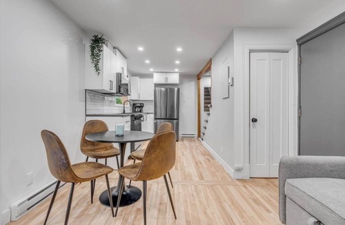 Montcalm Apartment | Adorable 1-bedroom apartment with AC in charming Québec