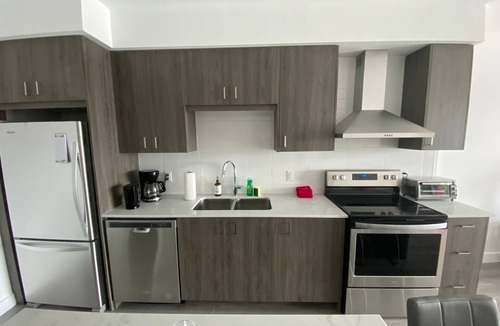 Cambridge Condo | Adorable 2 bedroom 2 bathroom condo