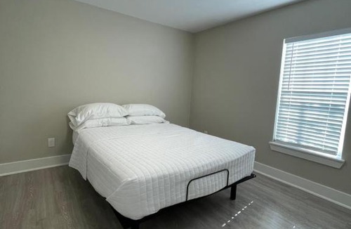 Northside Apartment | Adorable 2 bedroom guesthouse