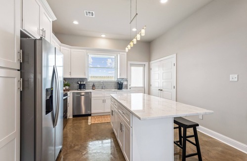 Youngsville House | Adorable 2-bedroom townhome in Youngsville