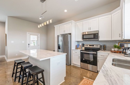Youngsville House | Adorable 2-bedroom townhome in Youngsville