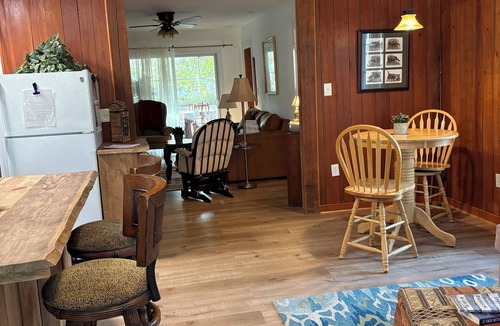 Georgetown Cabin | Adorable 2 story lake front setting.