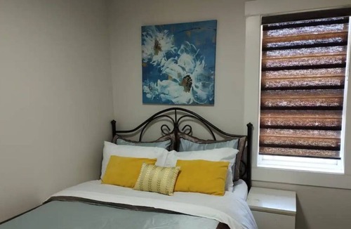 Crescent Heights Apartment | Adorable 2BDR Suite,5mins to downtown free parking