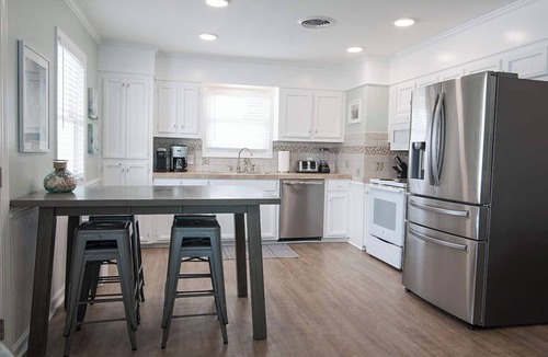 Ocean Isle Beach House | Adorable Beach Cottage in Ocean Isle Beach