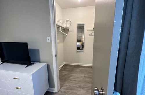Jasper Apartment | Adorable Boho Style 2/1 Apt