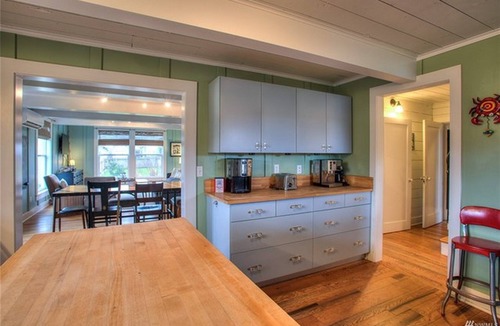 Pacific Beach House | Adorable Cottage 1.5 blocks from the beach!