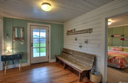 Pacific Beach House | Adorable Cottage 1.5 blocks from the beach!