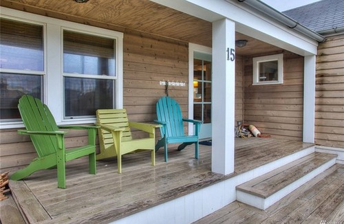 Pacific Beach House | Adorable Cottage 1.5 blocks from the beach!