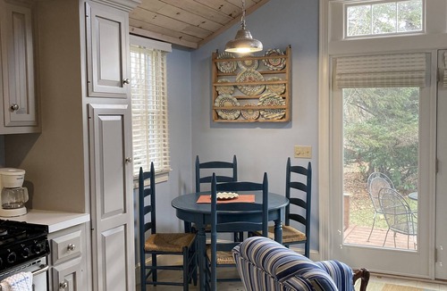 Cummaquid Cottage | Adorable cottage on Cape Cod's historic Rt 6A