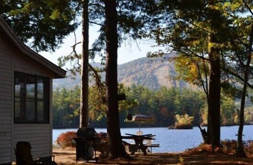 Bridgton Cottage | Adorable Cottage On Moose Pond With Nice Flat Sandy