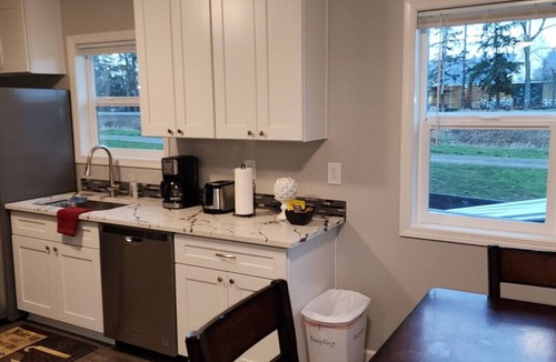 Longview House | Adorable Cozy Remodeled Home