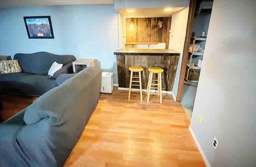 North Greece House | Adorable&Cozy Suburban Home Mins from Dwtn/Airport