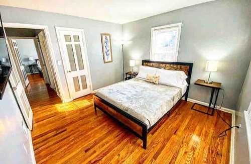 North Greece House | Adorable&Cozy Suburban Home Mins from Dwtn/Airport