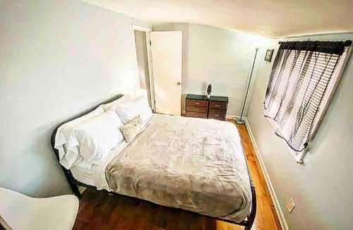 North Greece House | Adorable&Cozy Suburban Home Mins from Dwtn/Airport