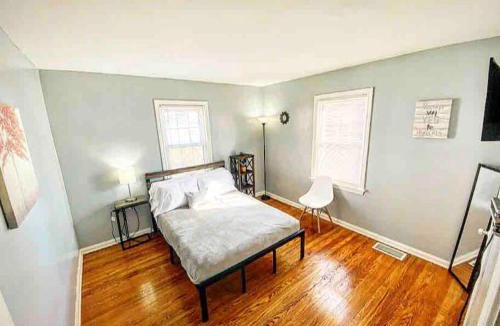 North Greece House | Adorable&Cozy Suburban Home Mins from Dwtn/Airport