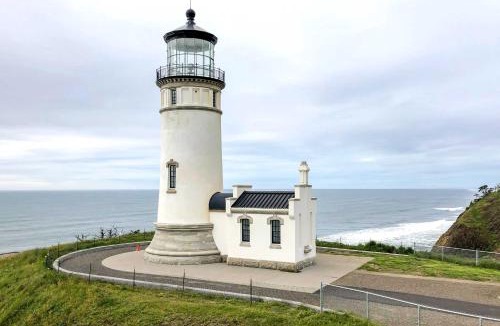 Long Beach Apartment | Adorable Downtown Studio - 1 Block to Long Beach!