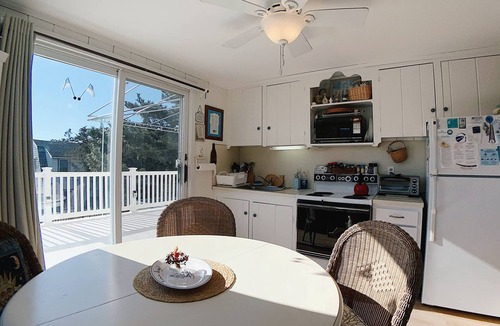 Stone Harbor House | Adorable Escape by the Sea Nestled in the Heart of Stone Harbor!
