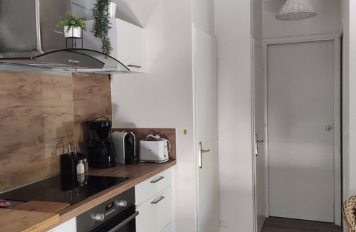 Les Clouzeaux House | ADORABLE COUNTRY HOUSE WITH LARGE TERRACE AND AIR CONDITIONING