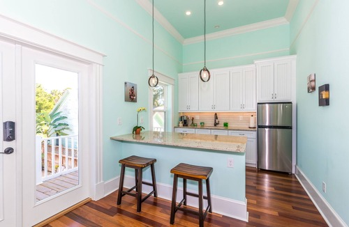 St. Augustine House | Adorable Guest House walking distance to Historic St. Augustine!