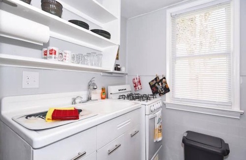Tulsa Apartment | Adorable Guesthouse* TU-Cherry St-Exp0-Downtown
