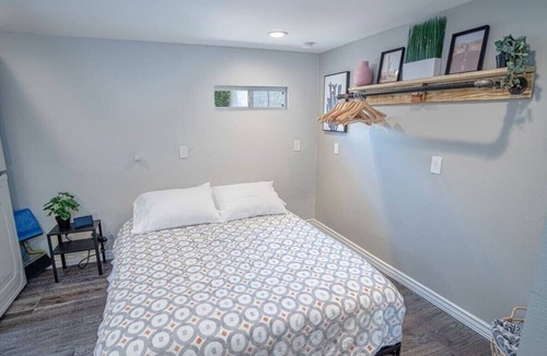 Eastside Promise Neighborhood House | Adorable Guesthouse So Close to Amazing Downtown