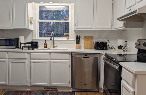 Woodcroft House | Adorable home between Duke and UNC alongside trails