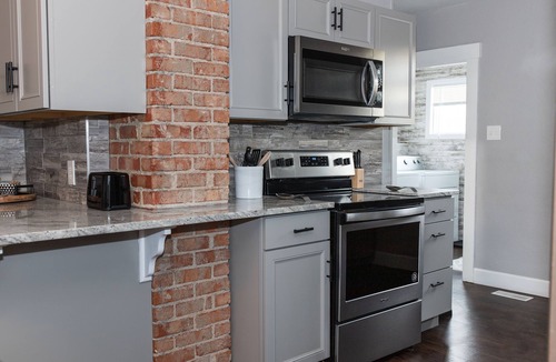 Cheyenne House | Adorable Home in the Avenues