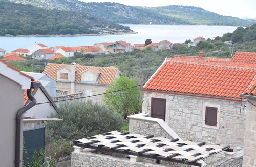 Kaprije House | Adorable home with private terrace