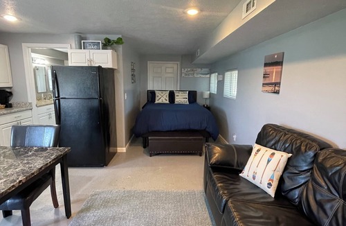 Simonton Lake Apartment | Adorable Lakeside Dream Studio on Simonton Lake