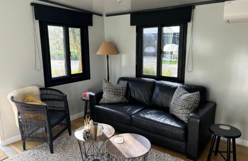 Longlands Apartment | Adorable little container house