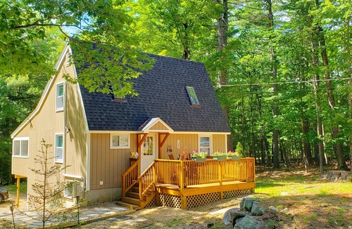 Moultonborough House | Adorable Long Island Cottage