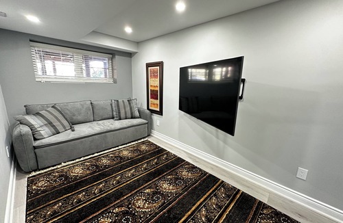 Hamilton Apartment | Adorable studio style unit - Self check in