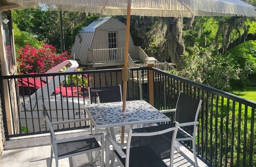 Temple Crest Apartment | Adorable Suite Place Front the River