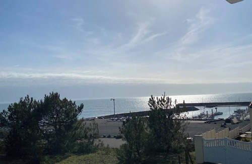 Jard-sur-Mer Apartment | Adorable T2 apartment (45m2) in a residence with panoramic sea view