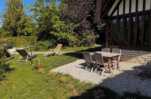 Le Breuil-en-Auge House | Adorable thatched cottage near Deauville