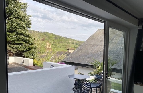 Matlock Bath Apartment | Adorable Tiny Home Garage Conversion