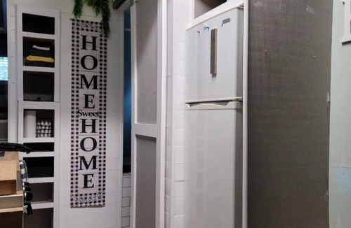 Walnut Cove House | Adorable Tiny House that's pet friendly! HOT TUB. Walk to popular wedding venue.