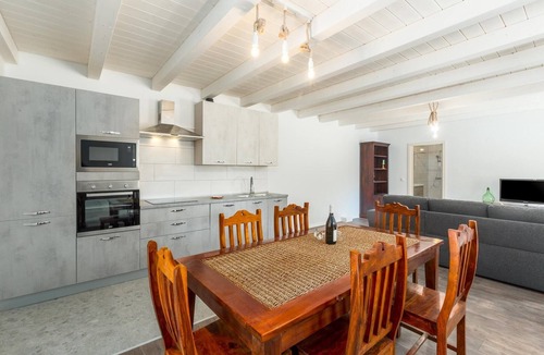 Kringa House | Adorable villa in Kringa with private pool
