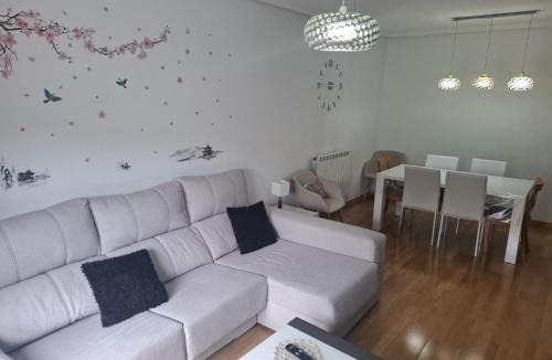 Olite Apartment | Adosado Turístico Miranda
