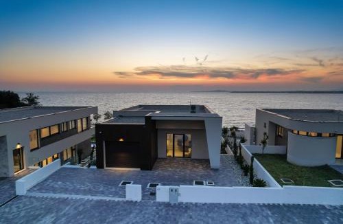 Zaton Villa | Adria Resort SEAFRONT Family Villa B Private Pool