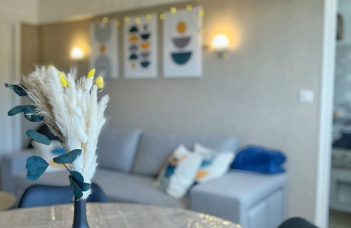 Aurillac Apartment | Adrian's Parenthesis