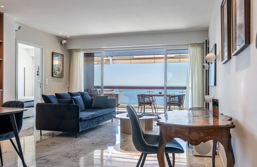 Pointe Croisette Apartment | AdrianaII By Terry's Homes Seafront & Seaview