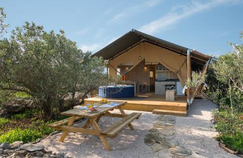 Donje Selo Other | Adriatic Heritage Glamping No1 with Jacuzzi