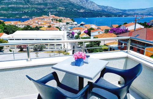 Cove Tri Zala (Zrnovo) Apartment | Adriatic Pearl Korcula