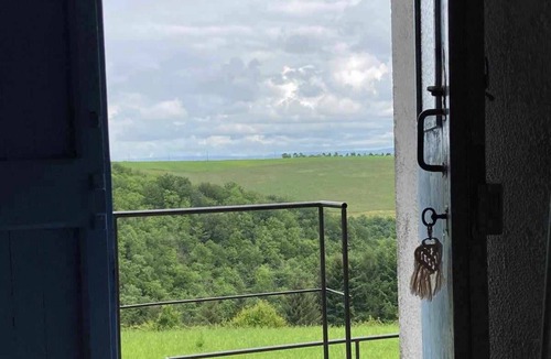 Crespin Apartment | Adults Only loft in old farm