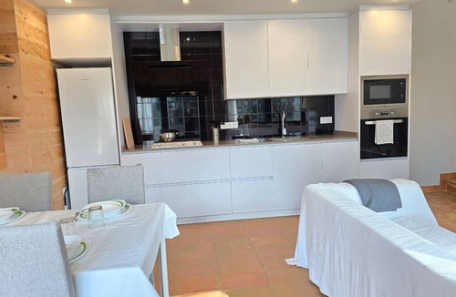 Madremanya Apartment | Adults Only Rural | 2 P | Pool | WiFi| BBQ| Girona