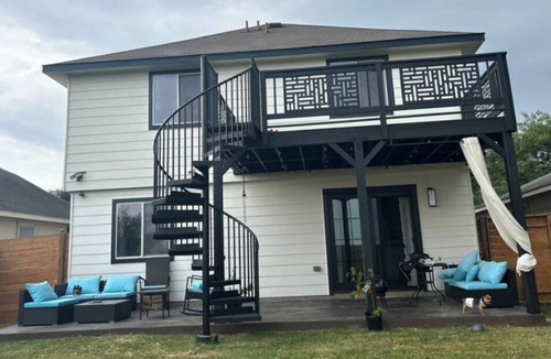 Manchaca House | Adults only Sanctuary & Writer's Retreat